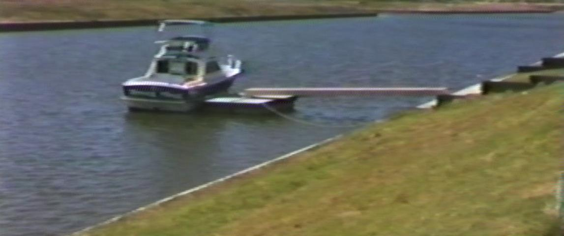 The first Pontoon at the Display Home